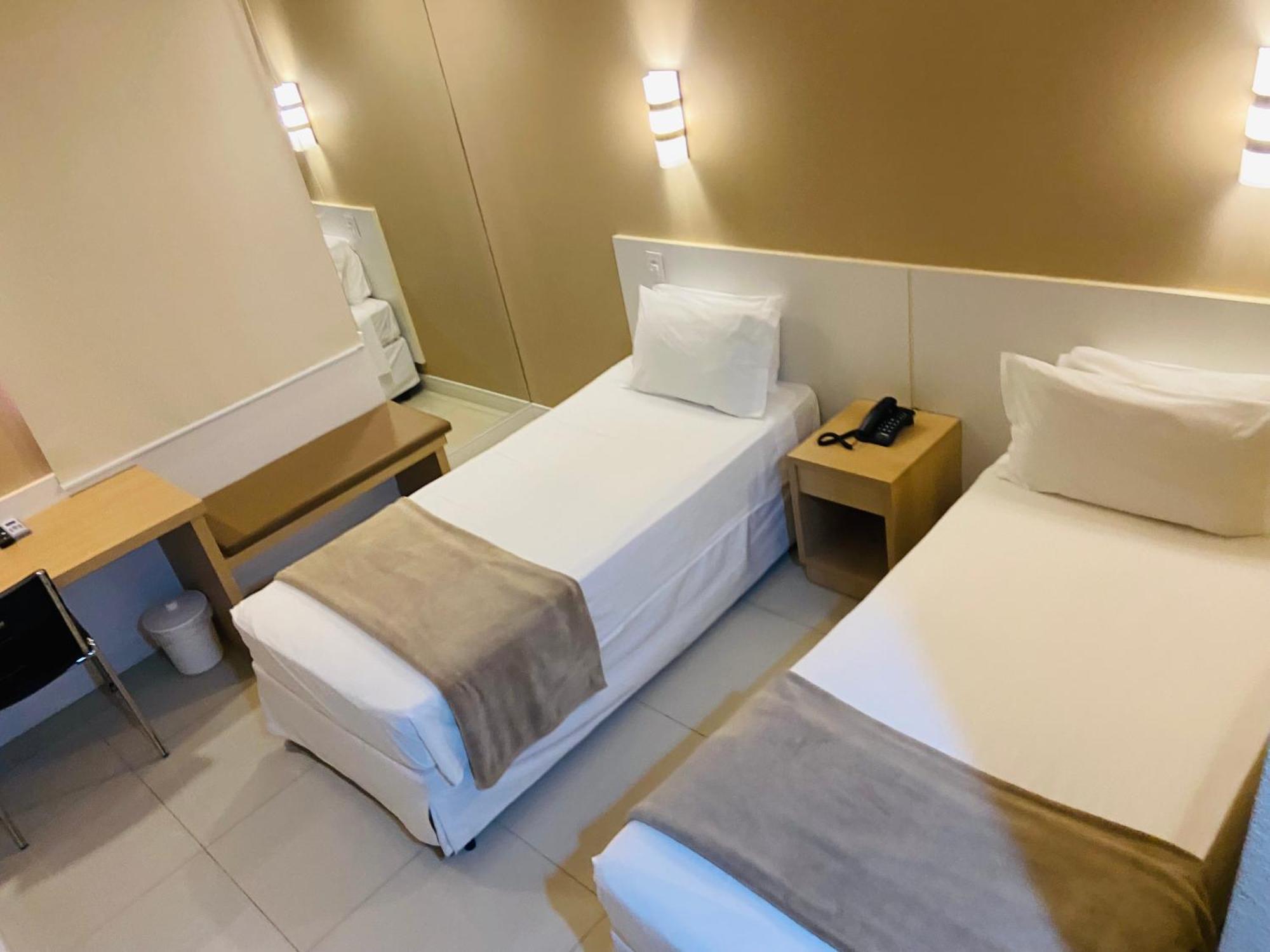 Hotel Thomasi Express Маринга Екстер'єр фото