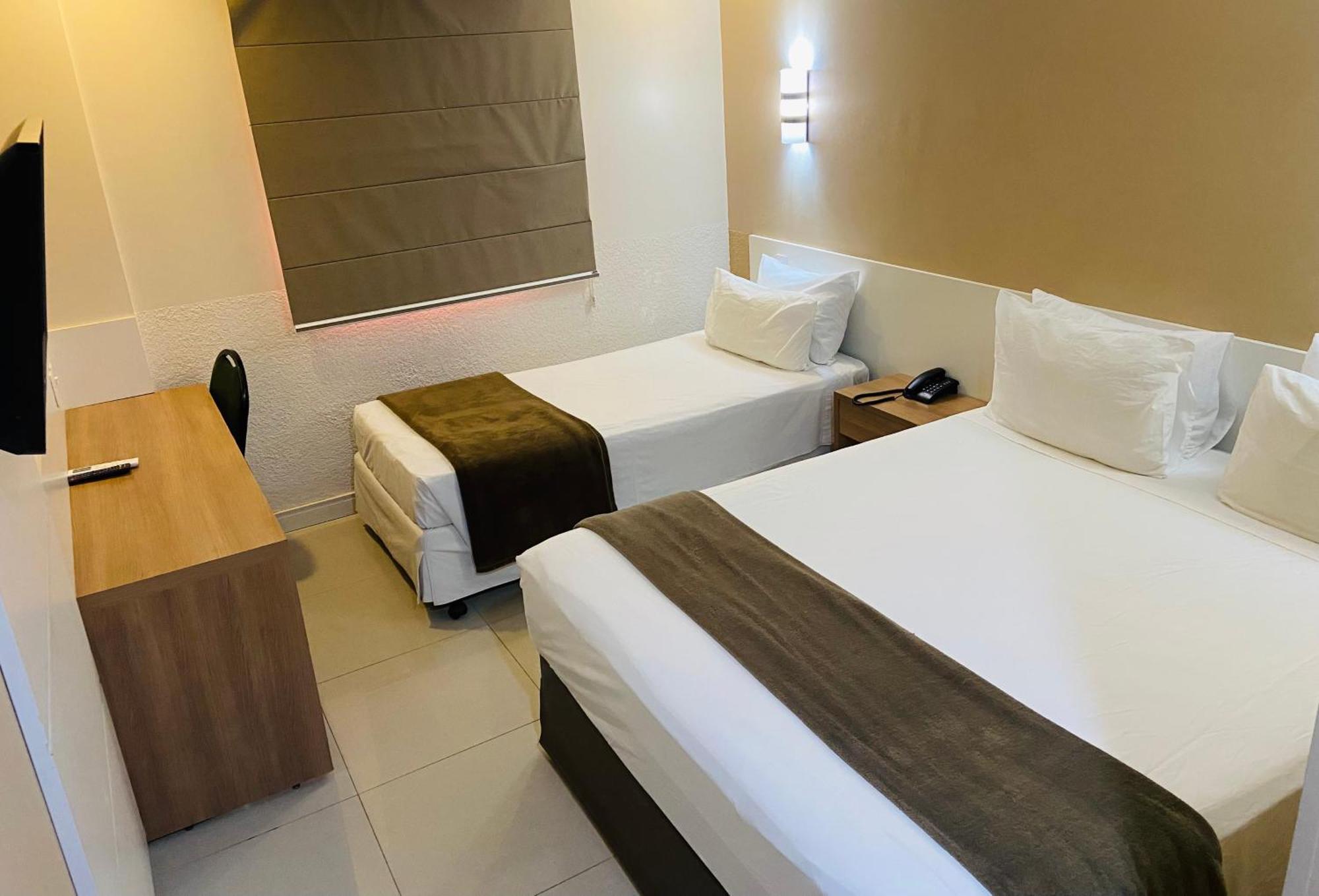 Hotel Thomasi Express Маринга Екстер'єр фото