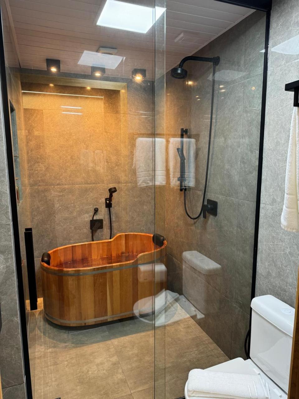 Hotel Thomasi Express Маринга Екстер'єр фото