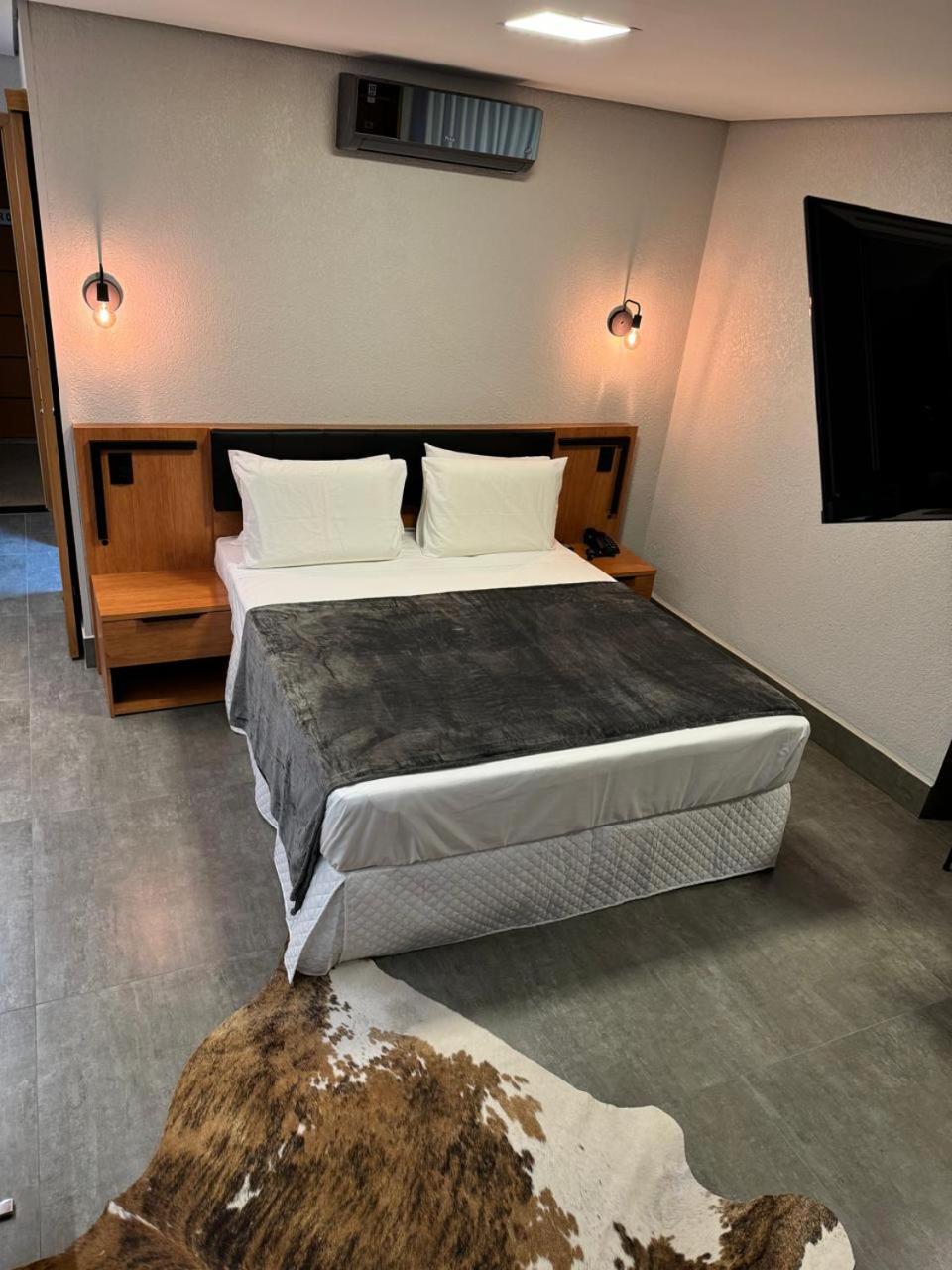 Hotel Thomasi Express Маринга Екстер'єр фото