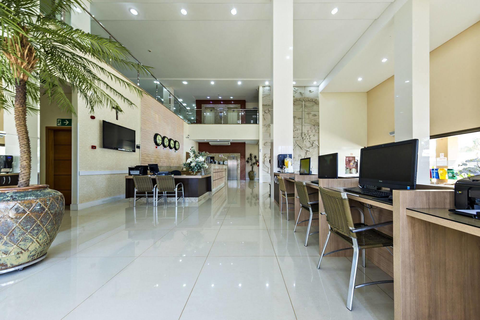 Hotel Thomasi Express Маринга Екстер'єр фото