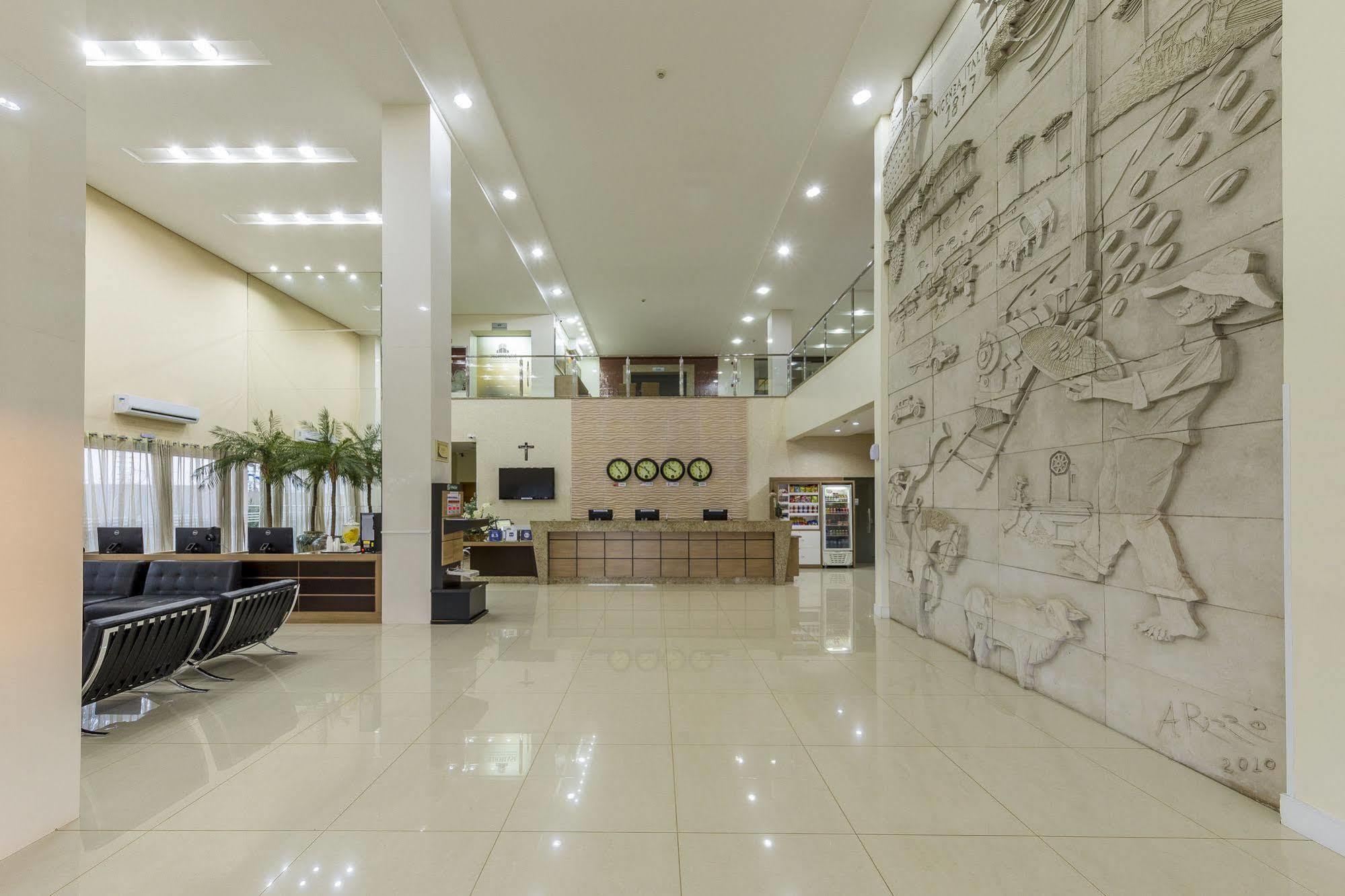Hotel Thomasi Express Маринга Екстер'єр фото