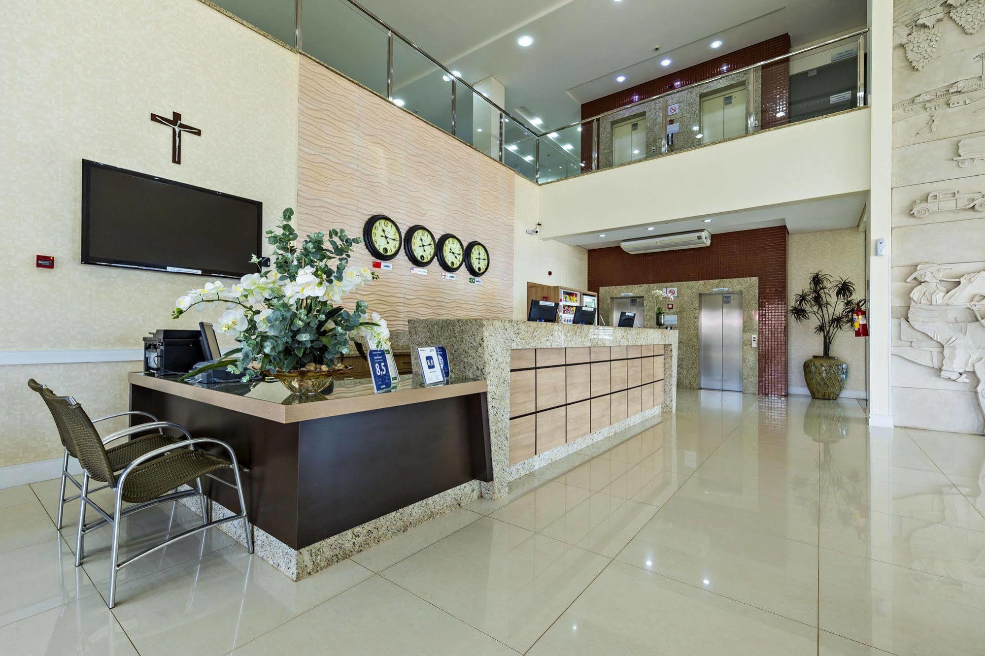 Hotel Thomasi Express Маринга Екстер'єр фото
